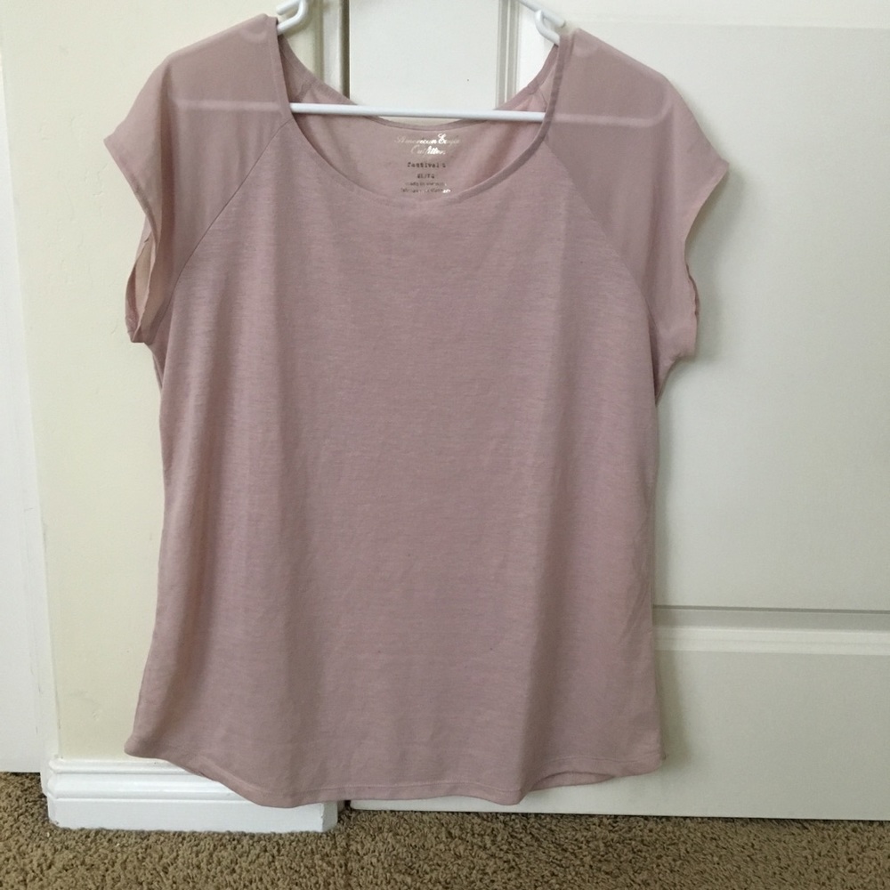 AE pink top